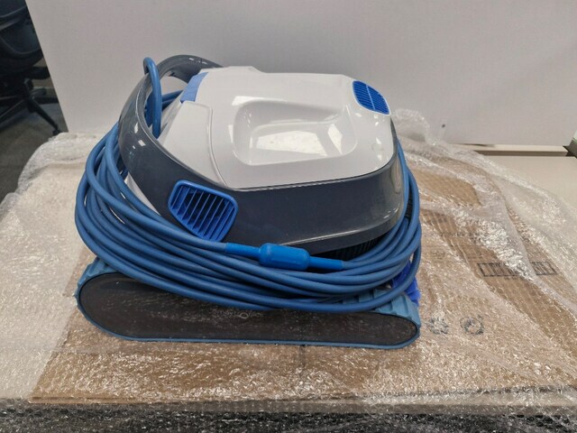 DOLPHIN S200 Otomatik Havuz Süpürge Robotu