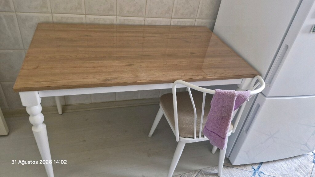 Mutfak masası ve 4 adet sandalye - 5