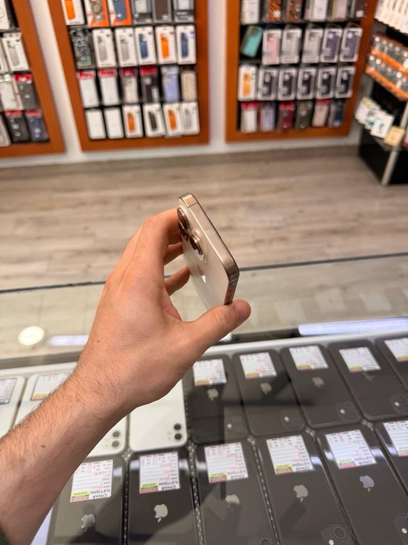 iPhone 16 Pro Desert Titanium 256GB YD - 4