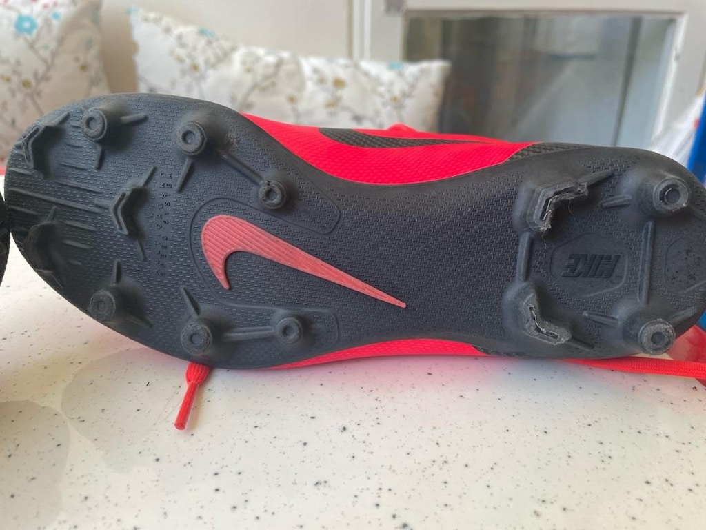 Az kullanılmış Nike Krampon - 2