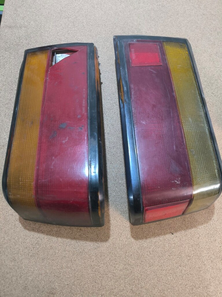 Mitsubishi Lancer 88 model arka stop lambası sağ ve sol - 2