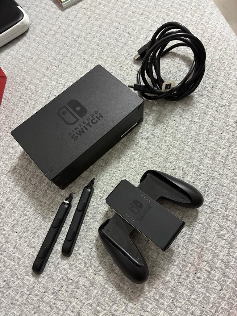 Nintendo Switch V1 tüm kutu ve aksesuarlarıyla oyun konsolu, 128gb - 6