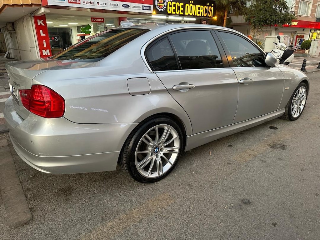 BMW 320 dizel premıum Lci 177 HP - 2