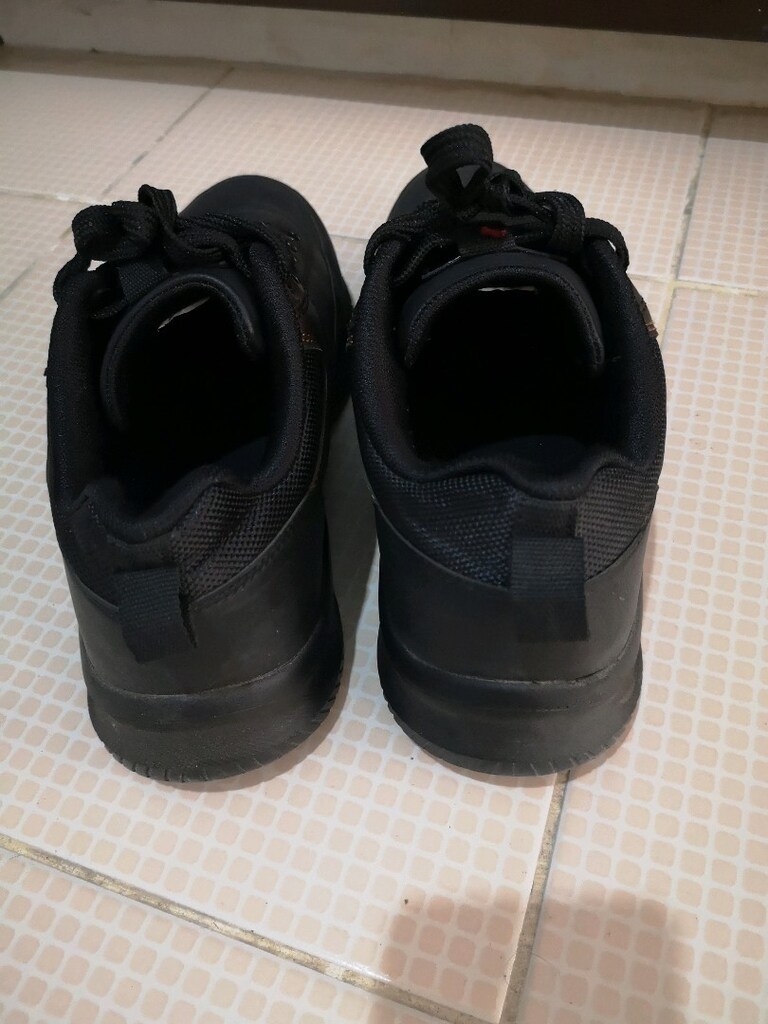 Slazenger 40 numara spor erkek ayakkabı, deneme amaçlı 3 kez giyildi. - 5
