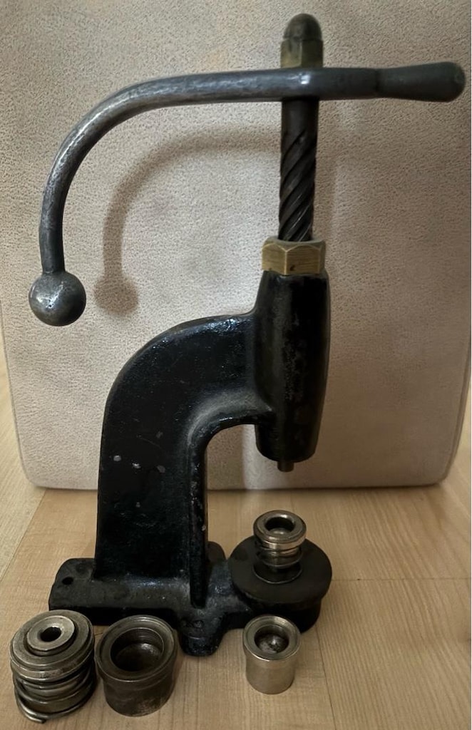 Düğme Baskı Makinası