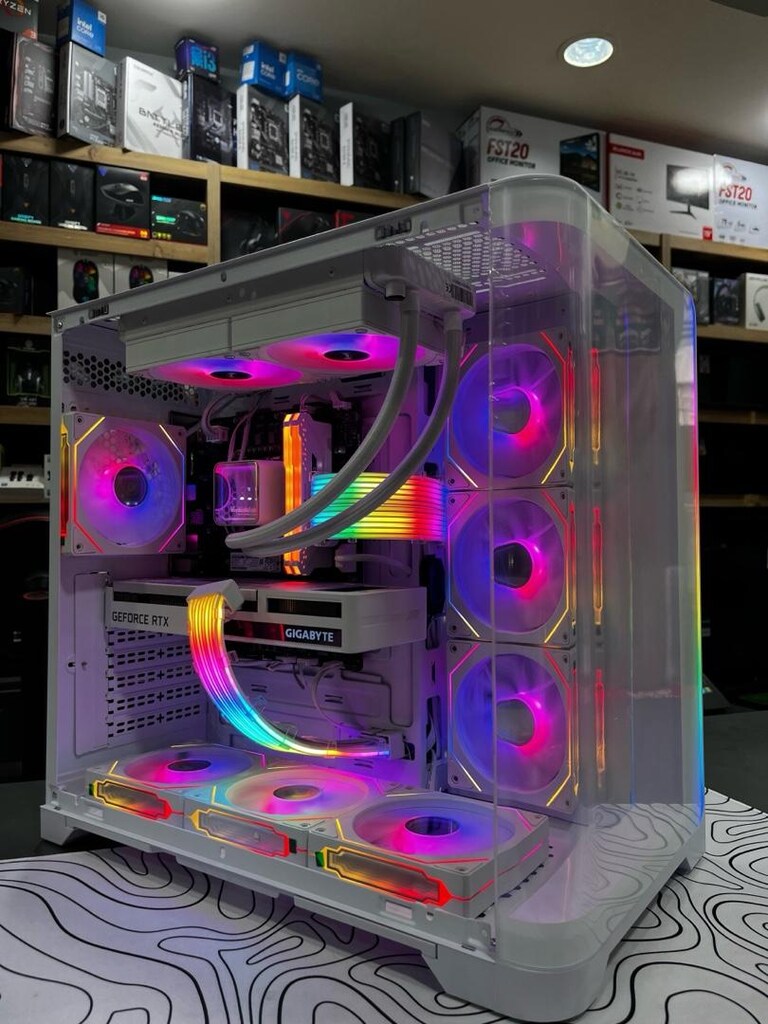 240 HZ MONİTÖRLÜ AKVARYUM KASALI GAMİNG MASA ÜSTÜ SİSTEMM - 4