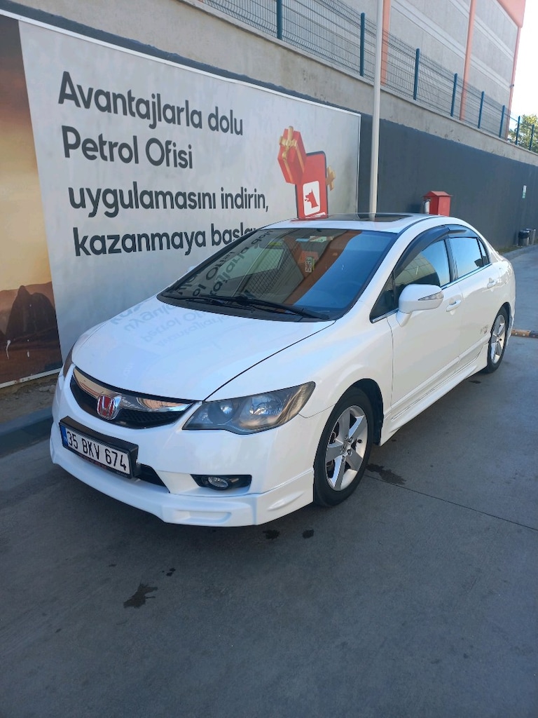Öğretmenden Temiz Aile Aracım Elegance Paket Sunrooflu VSA'lı - 3