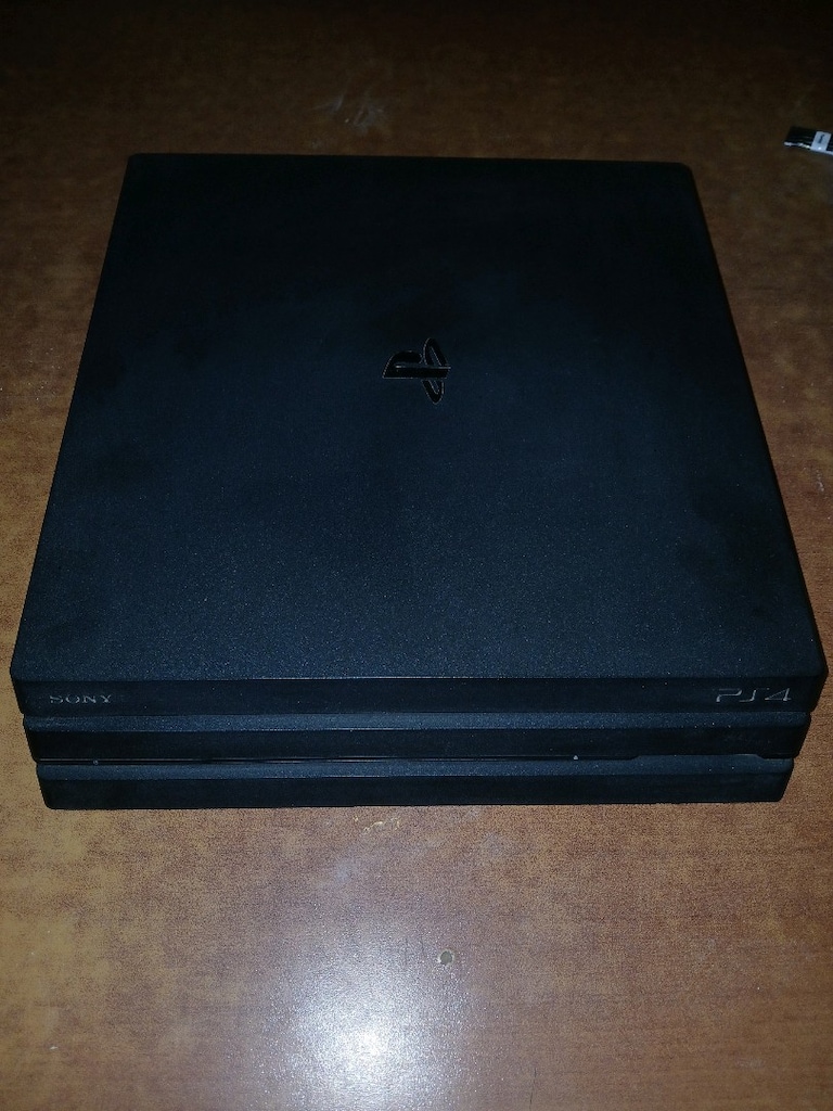 Play Station 4 Pro