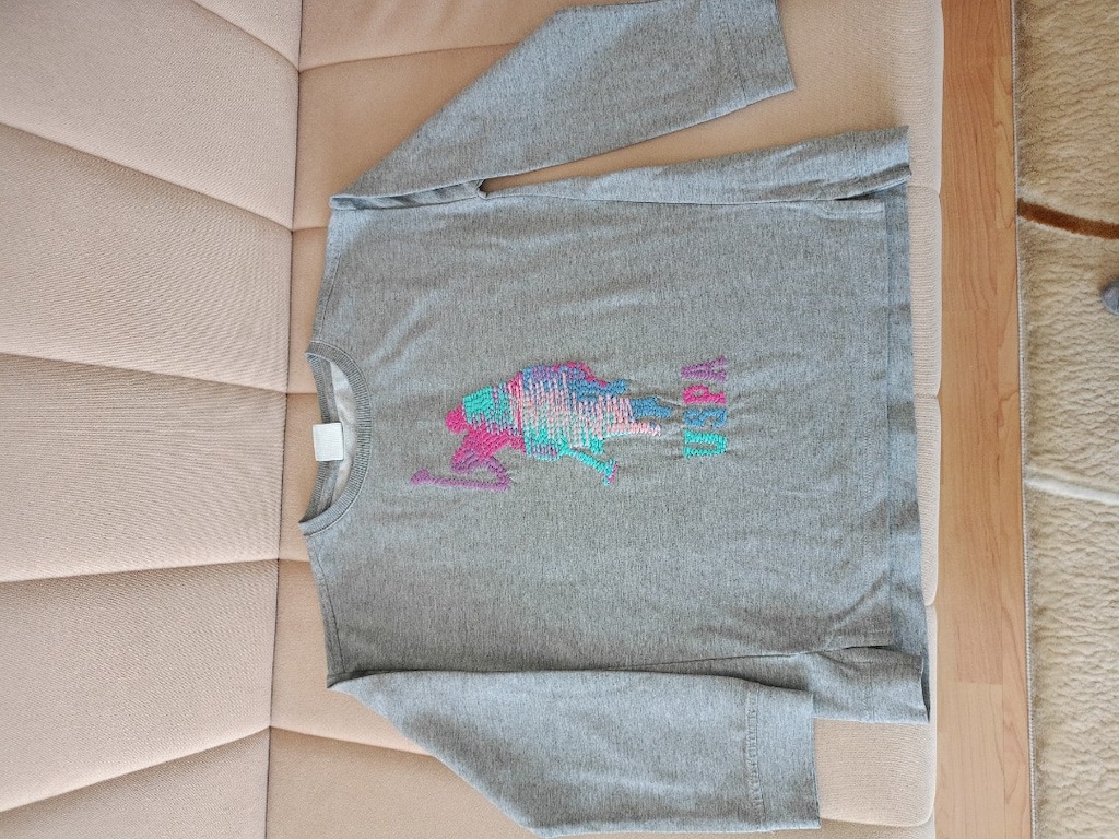 4 sweatshirt - 4