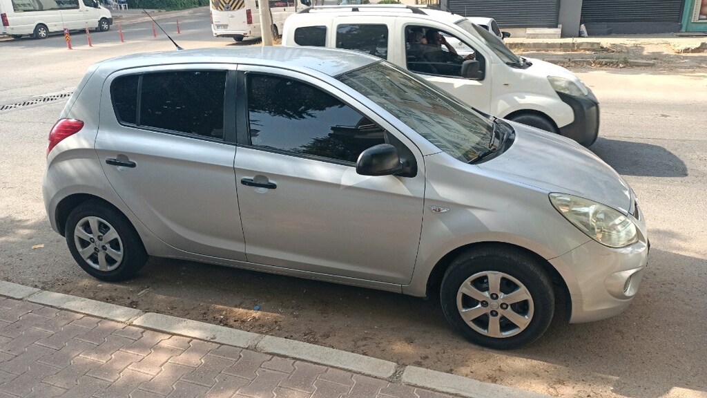 huyundai i20 2011 - 4