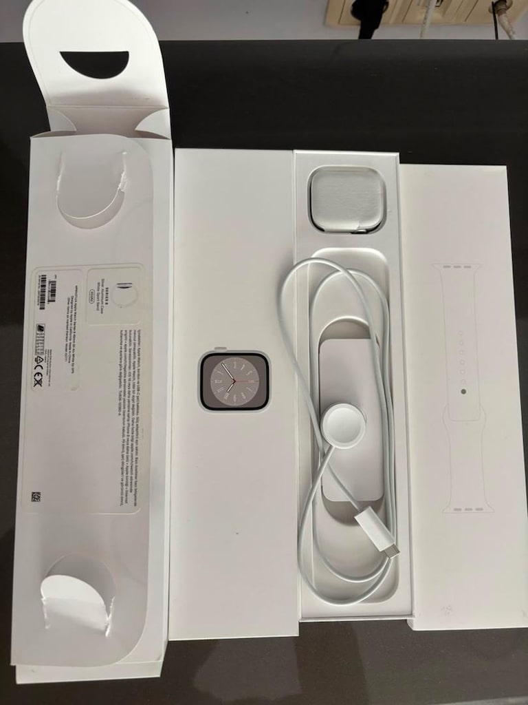 Apple Watch 8 45mm sıfır ayarında - 9