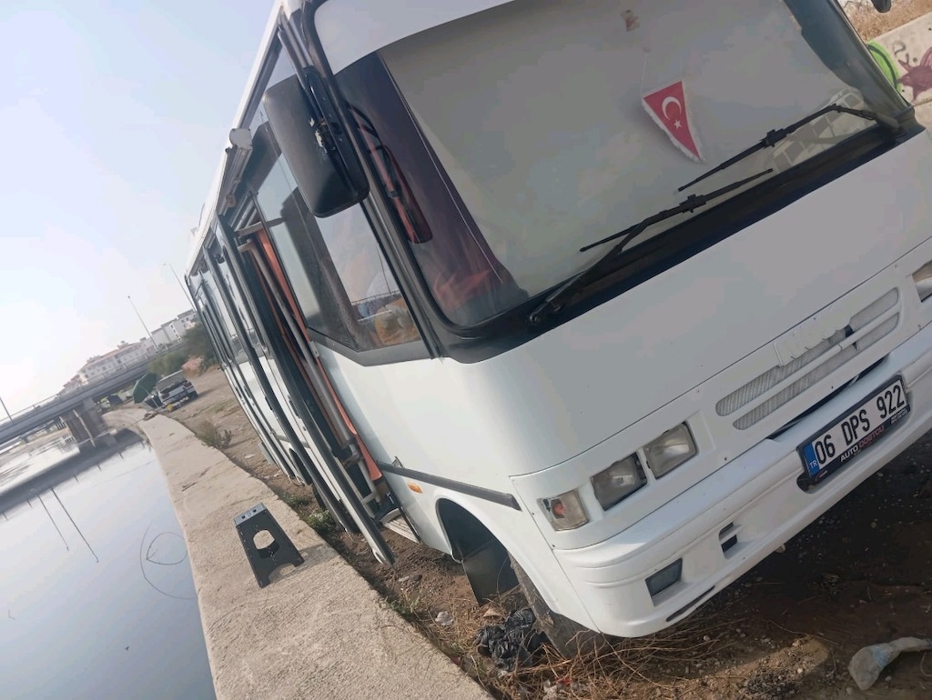 acil satılık karavan Iveco m23 - 14