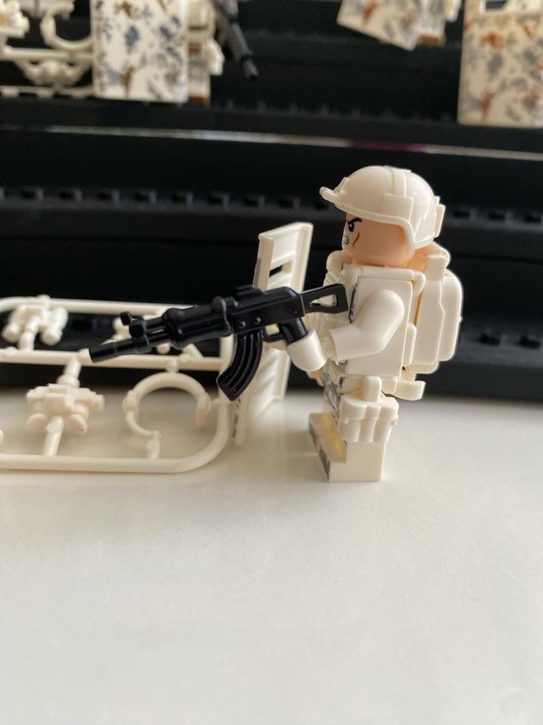 Lego beyaz swat asker - 14