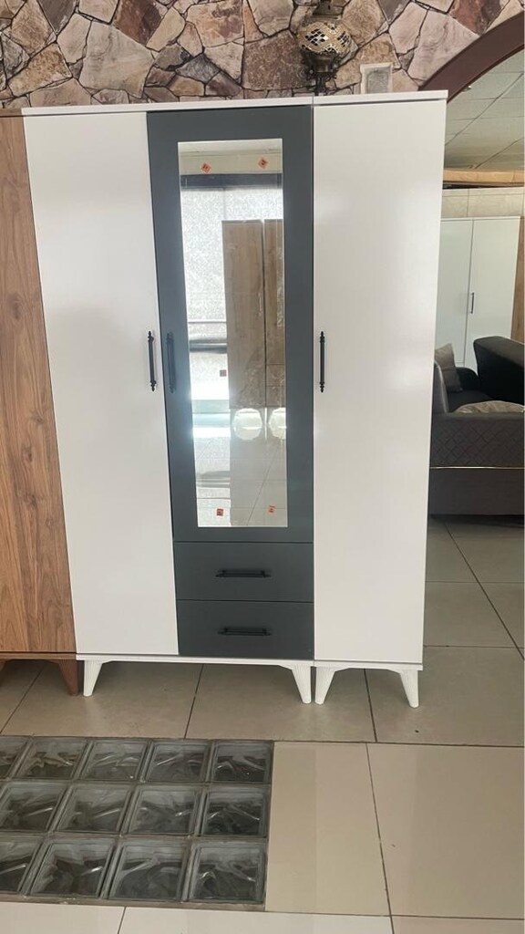 3 kapaklı elbise dolabı - 4