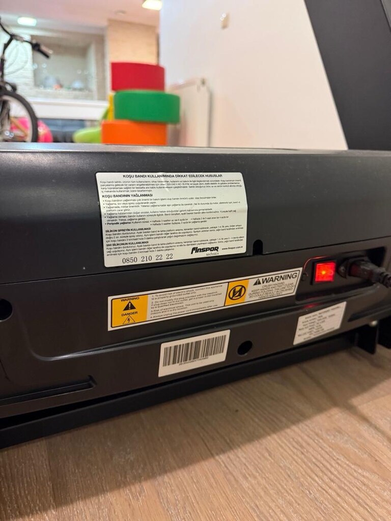 Tunturi Iron Koşu Bandı-4 HP - 2