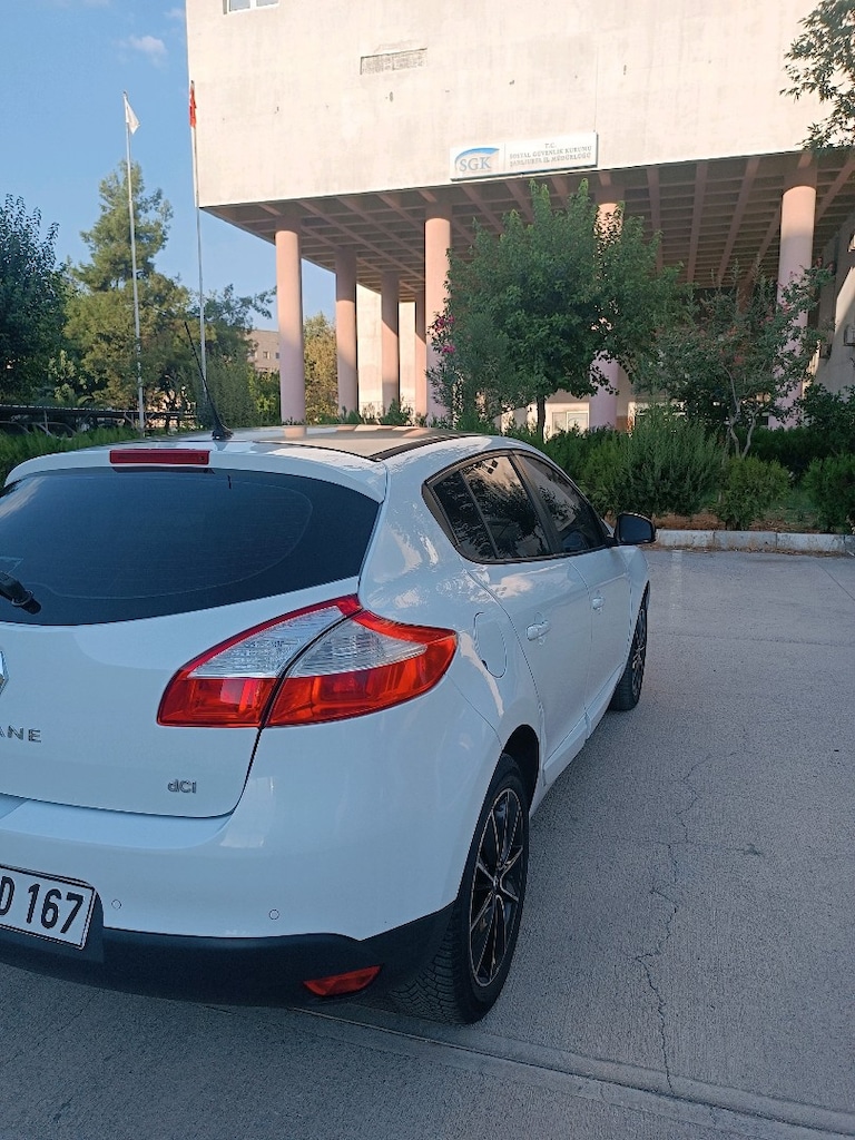 2012 Megane 3 play 1.5dci değişensiz hasarsız - 4