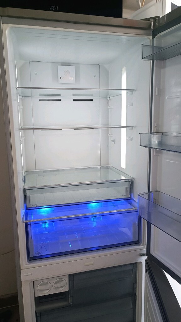 Arçelik Gri Piyano Seri 520 Litre Alttan Donduruculu Nofrost Buzdolabı - 2