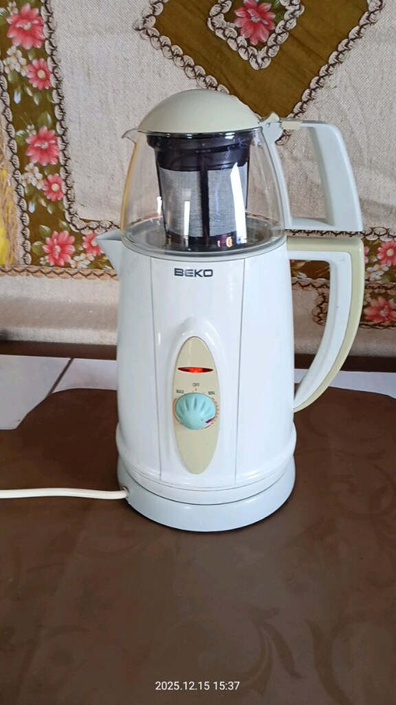 Beko BKK1108 Çay Makinesi çok temiz sorunsuz pırıl pırıl makine demlik - 3