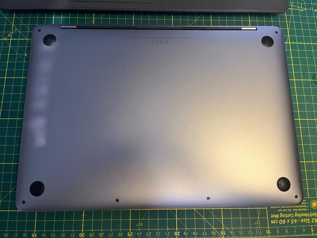MacBook Pro 2019 | 13” | i5 | 8GB RAM | Temiz & Sorunsuz - 3