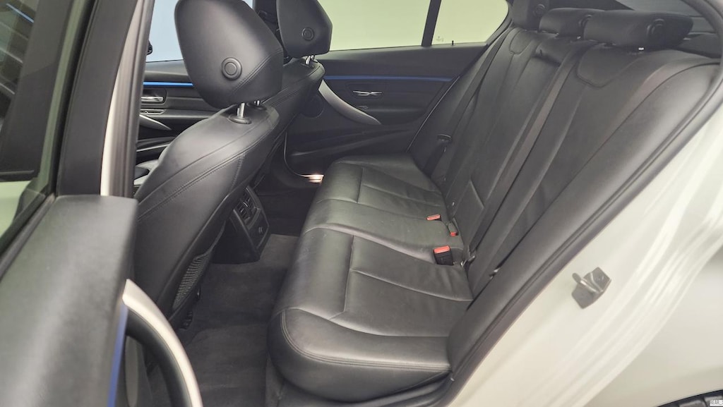 BMW 318i SEDAN 1.5 136 EDITION M SPORT - 13
