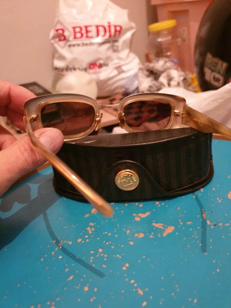 fendi gözlük 1980 lerden - 3