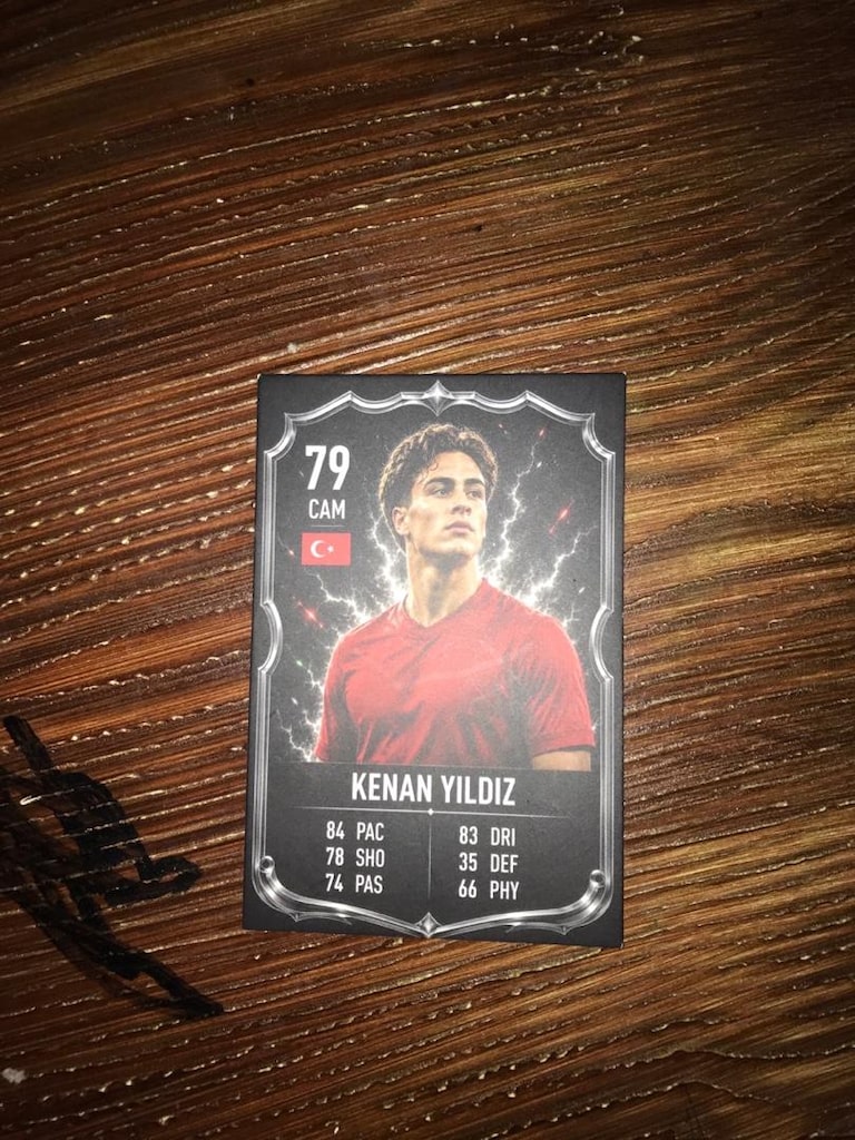 futbolcu kartları ve stickerlar - 2