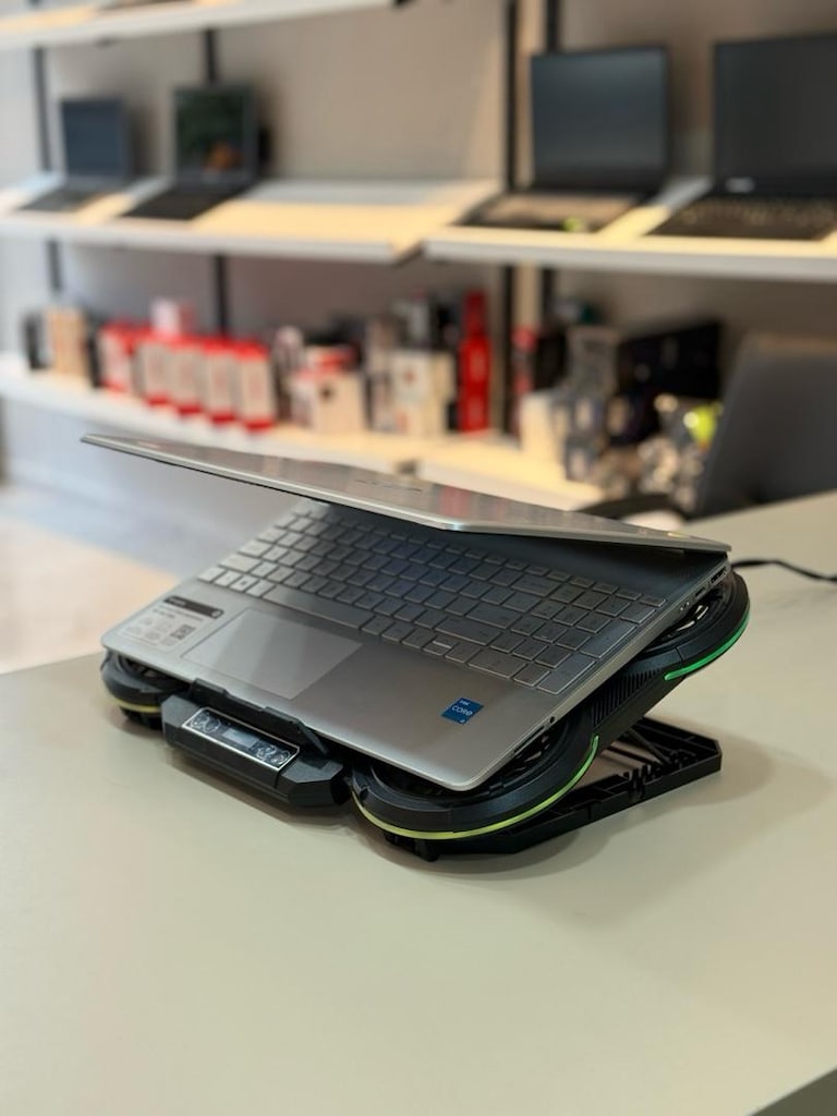 TERTEMİZ DOKUNMATİK EKRAN HP LAPTOP - 11