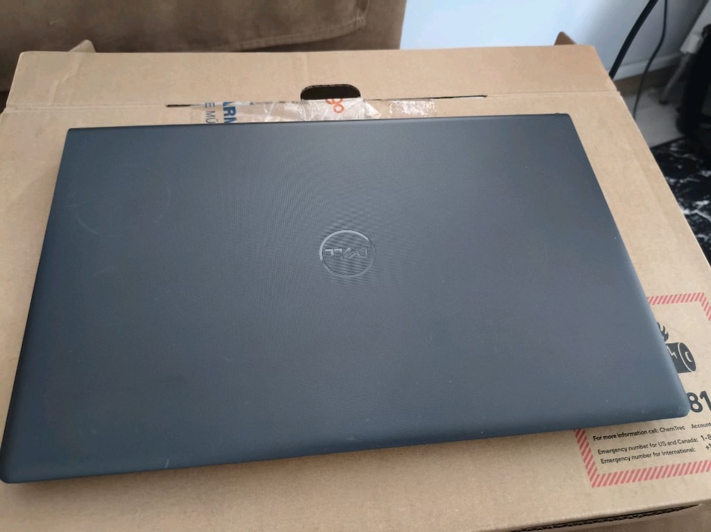 dell vostro 3520 laptop - 3