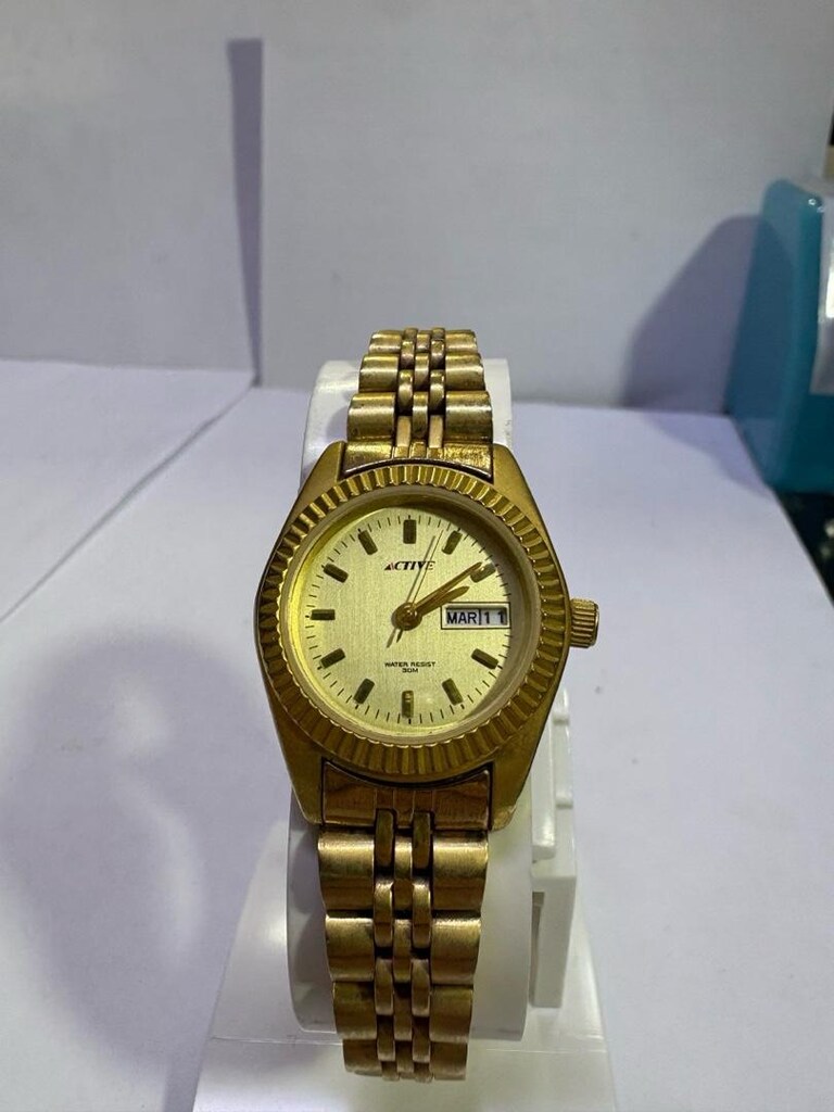 ACTIVE Gold Vintage Kadın Kol Saatleri – Gün/Ay Takvimli / Nadir Seri - 4