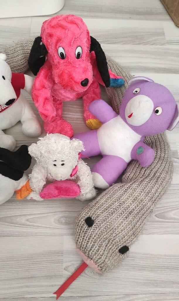çeşitli peluş oyuncaklar - 3