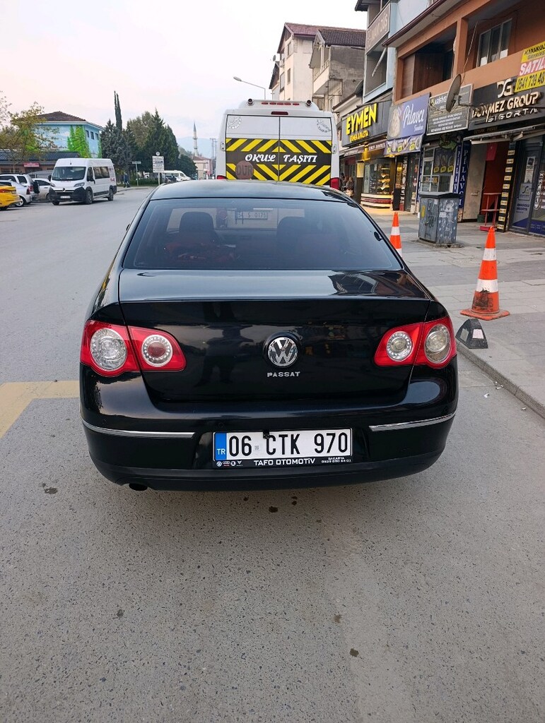 VW Passat 1.6 FSI Benzinli - 4