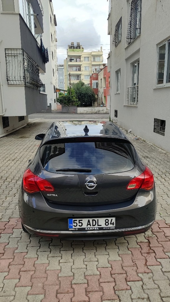 opel Astra 1.6 2014 model km 147 binde - 2
