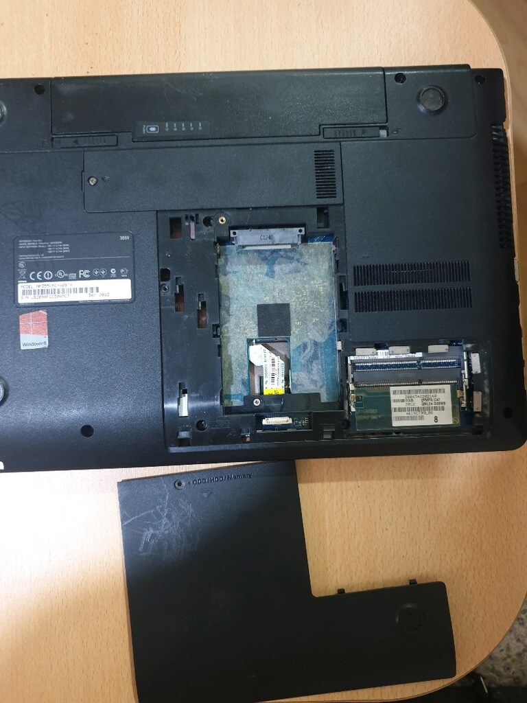 samsung Laptop. Parça Niyetine - 4