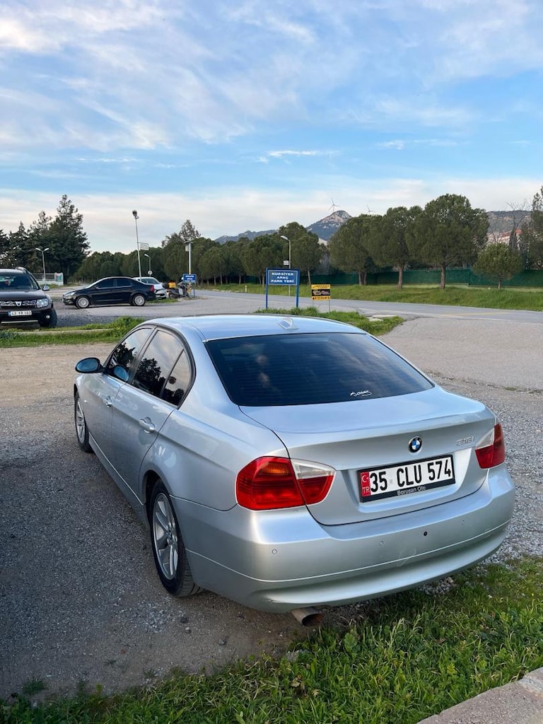 Temiz Memurdan Düşük Km Bmw - 13