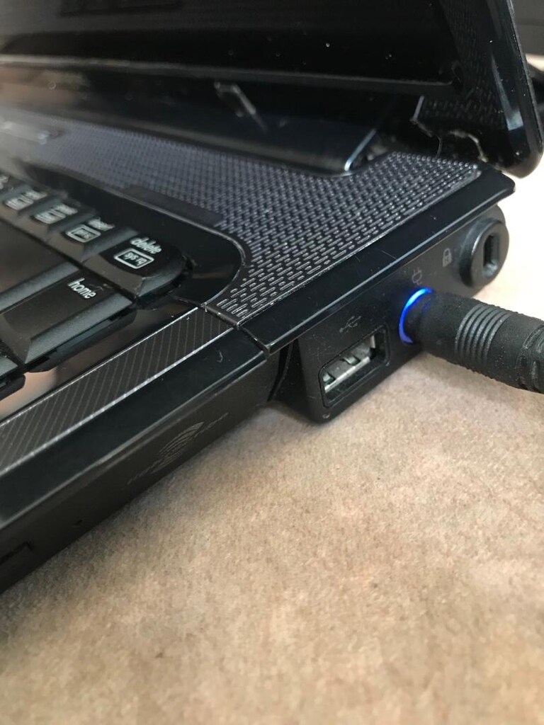 AÇIKLAMAYI OKU! 2 adet laptop - 5