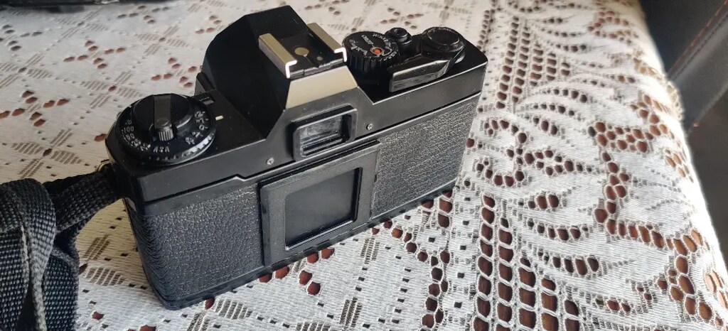 Mamiya ZE Analog Fotoğraf Makinesi.3 tane lens, flaş ve kılıfı mevcut. - 5