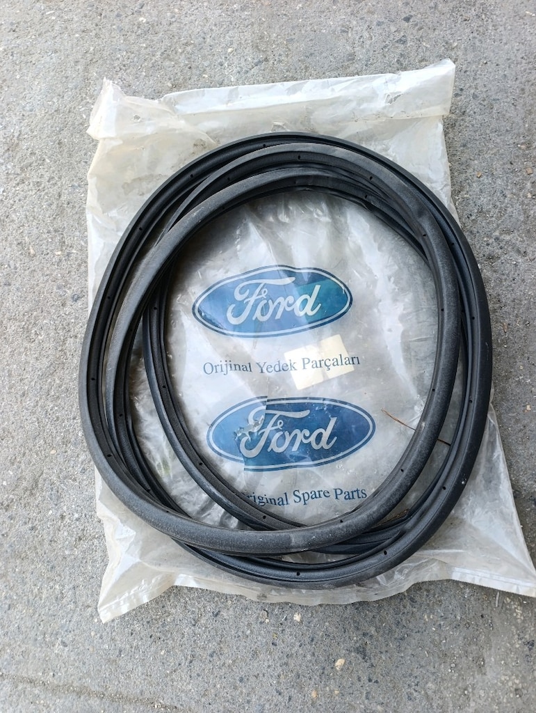 FORD TRANSİT V363 ORİJİNAL ÖN SAĞ KAPI FİTİLİ - 2
