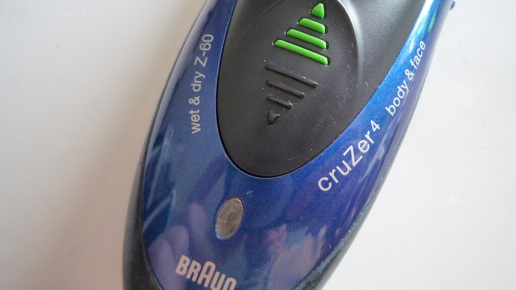 BRAUN CRUZER 4 Z60 SAKAL VÜCUT EPİLASYONU TRAŞ MAKİNESİ - 4