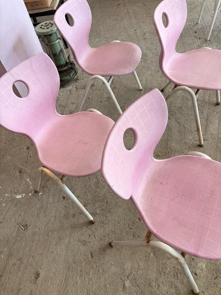 4 adet sağlam ağır da sandalye . ist/ pendık - 3