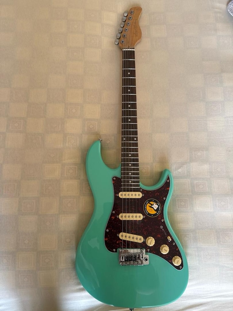 Sire marka elektro gitar fazla temiz - 2