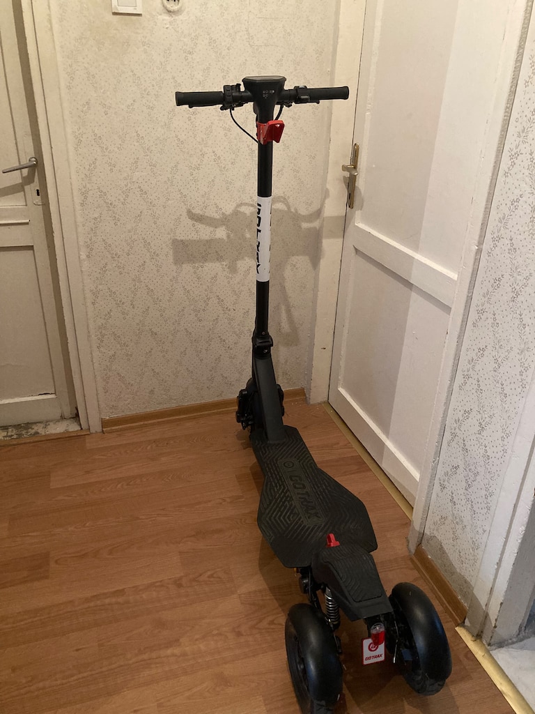 Gotrax Elektrikli Scooter 3 Tekerlekli – Güçlü, Konforlu ve Temiz