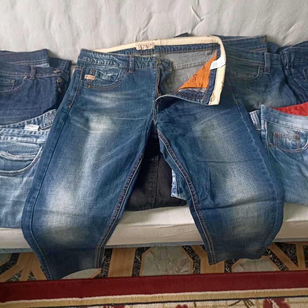 Çeşitli Renklerde ,sıfır ve Az kullanılmış pantolonlar - 4