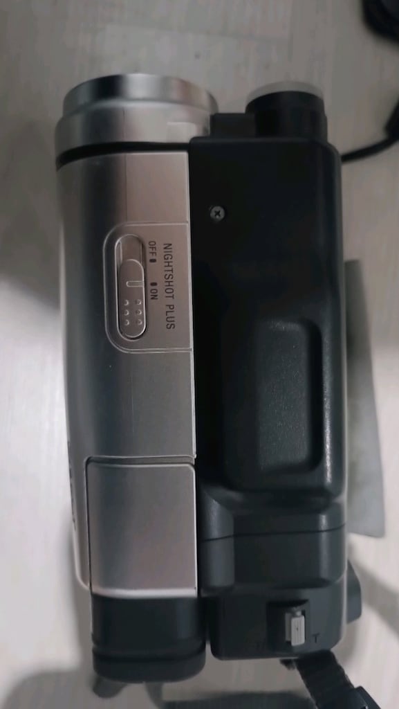 Sony Handycam Hİ8 Kamera - 5