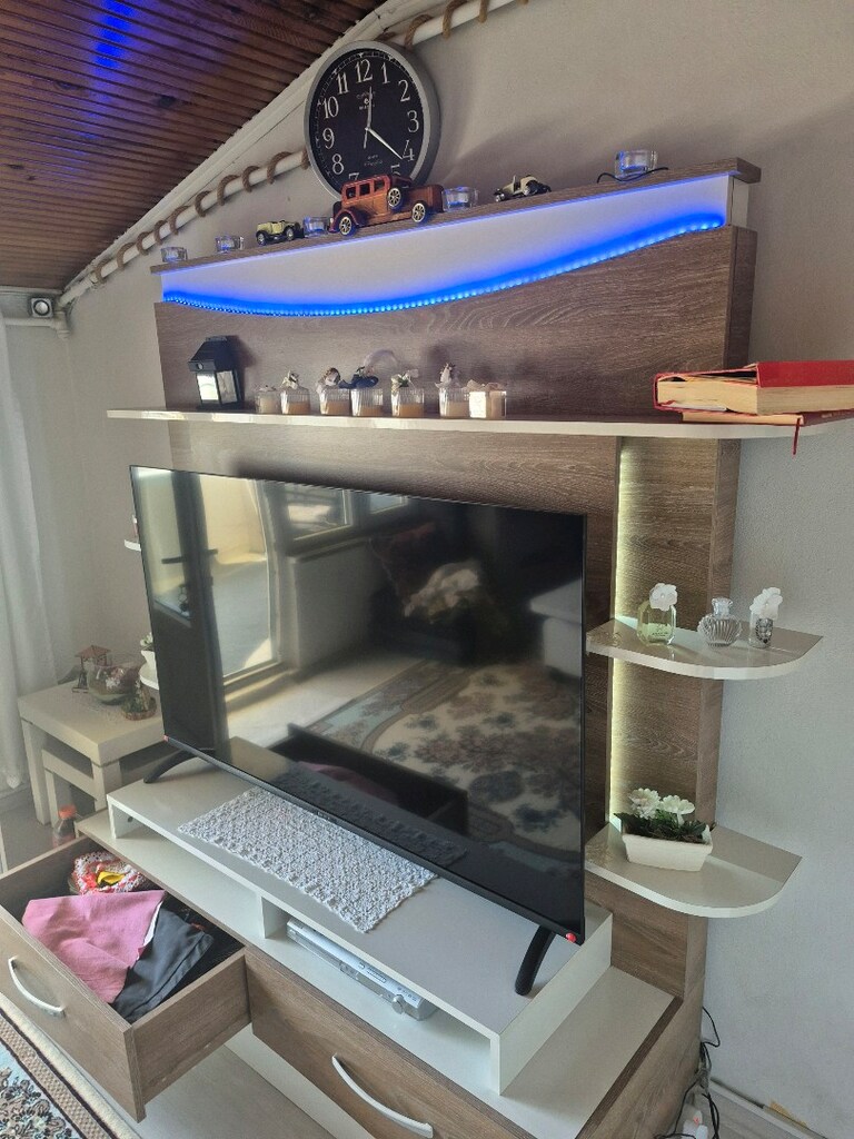tv ünitesi satılık kırık çizik yok yeni sayılır.. - 4