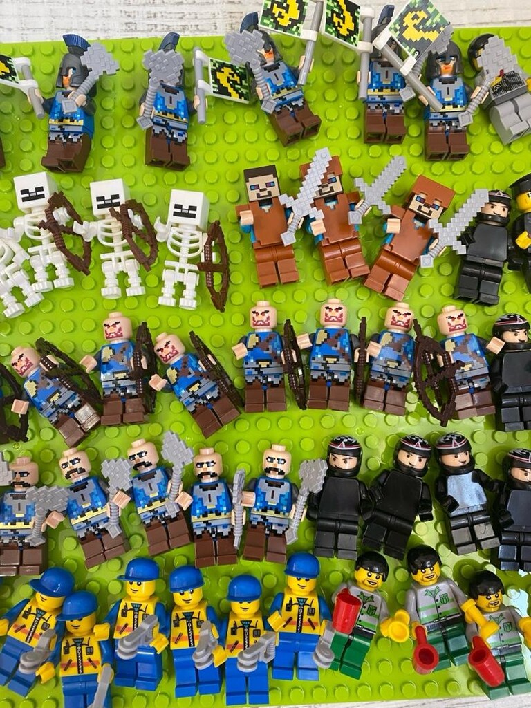 Lego Karışık minifigürler - 6