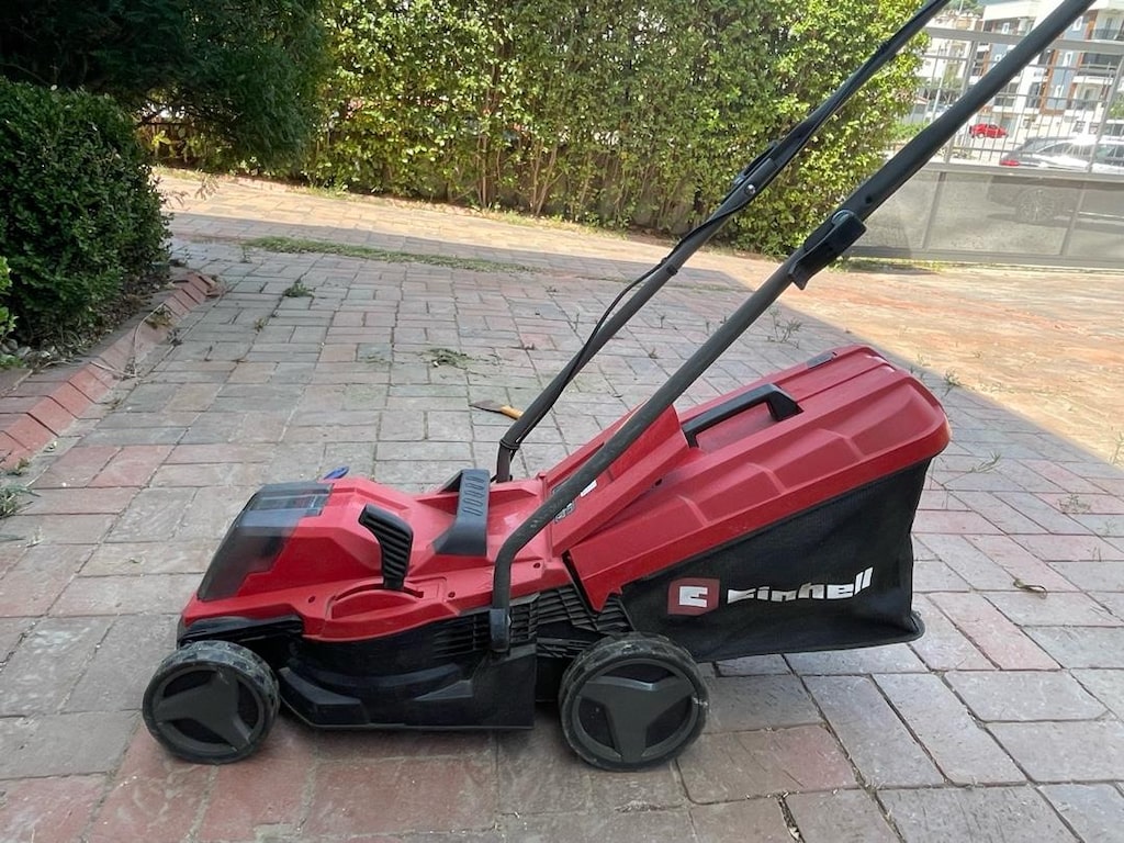 Einhell Ge-Cm 18/33 Li(1x4.0AH)Akülü Çim Biçme makinası