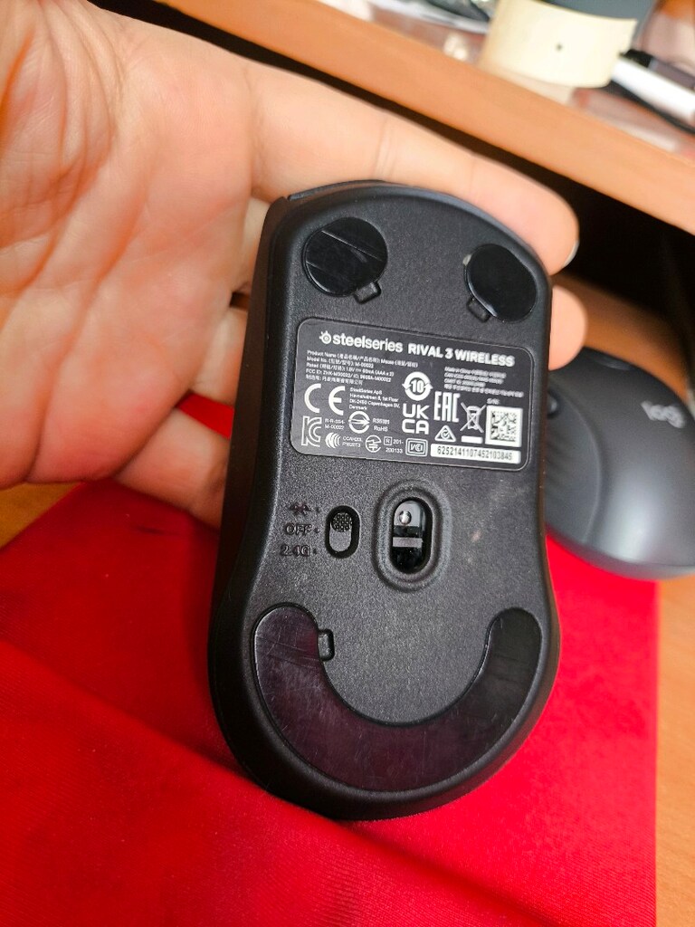 SteelSeries Rival 3 Wireless - 4