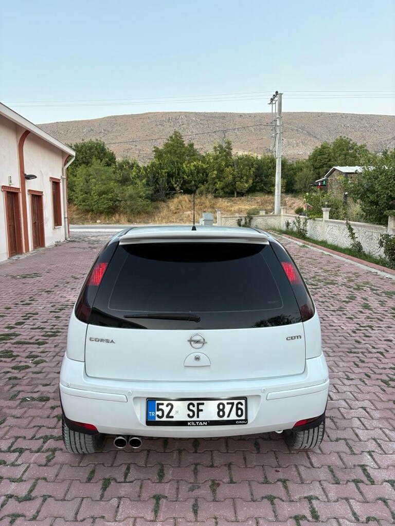 EMSALSİZ BEYAZ SİLVER OPEL CORSA - 8