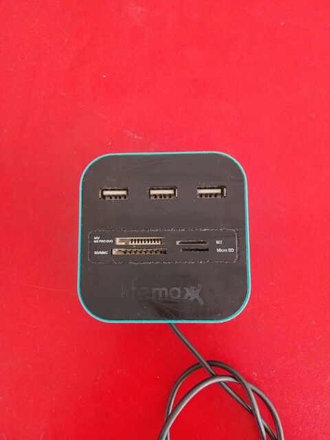 Lifemaxx USB Çoklayıcı (Hub) ve Hafıza Kartı Okuyucu