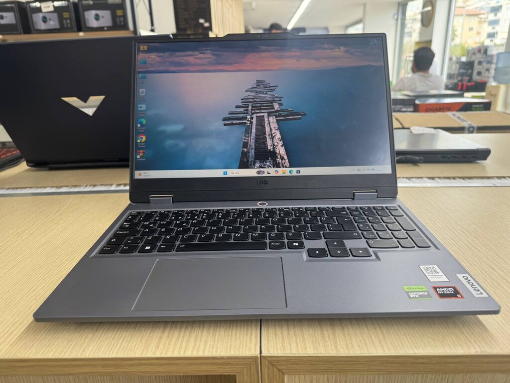 LENOVO LAPTOP *RYZEN 5 8645HS İŞLEMCİ*8GB RAM*512GB SSD*RTX3050 6GB EK - 2